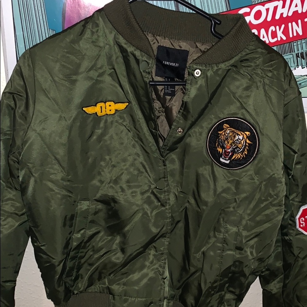 Bomber jacket